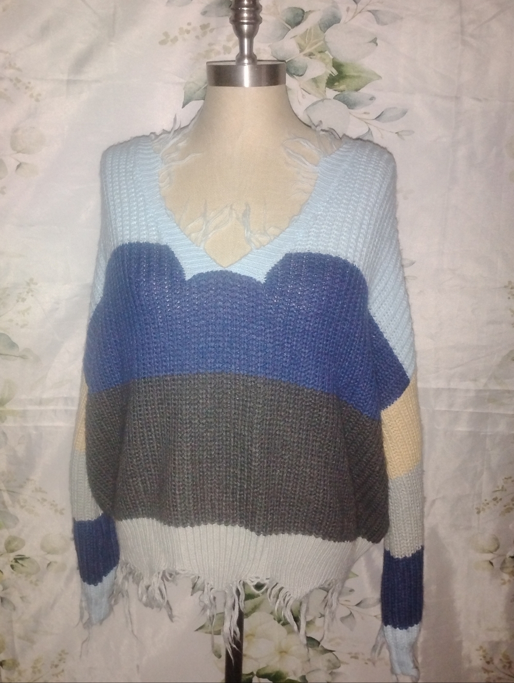 5For$12 Knit Fringe Sweater